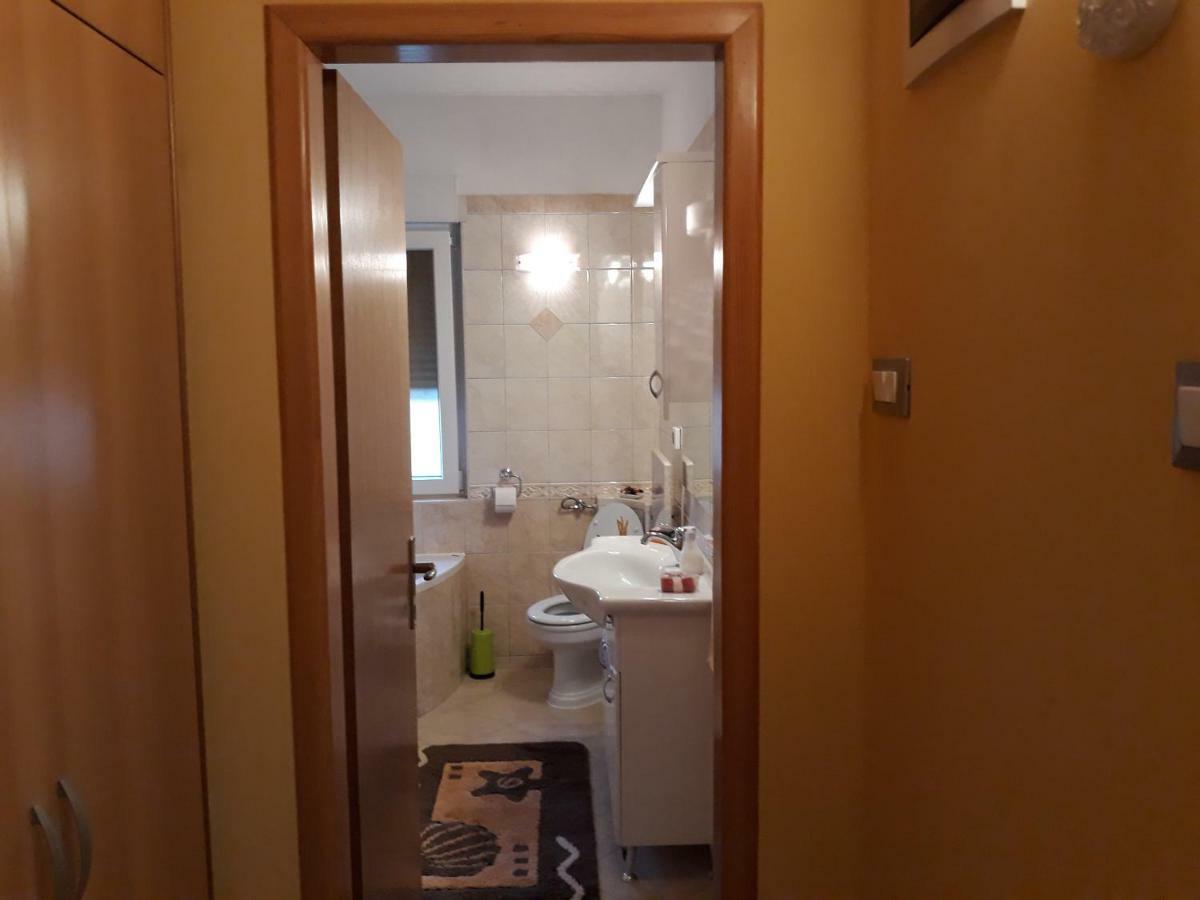 Apartment Matea Rovinj Exterior foto